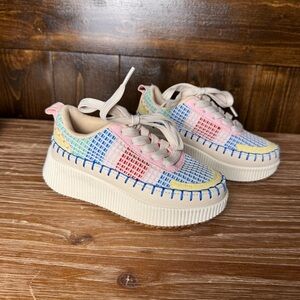 Girls Link Woven Multi Color Block Patch Sneakers Size 11 With Stitching
